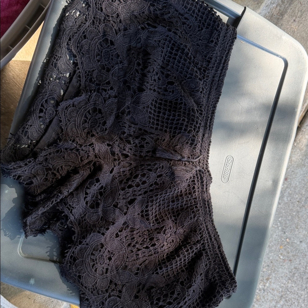 Express Black Lace Women Shorts
